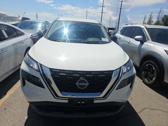 2023 Nissan Rogue S photo 2