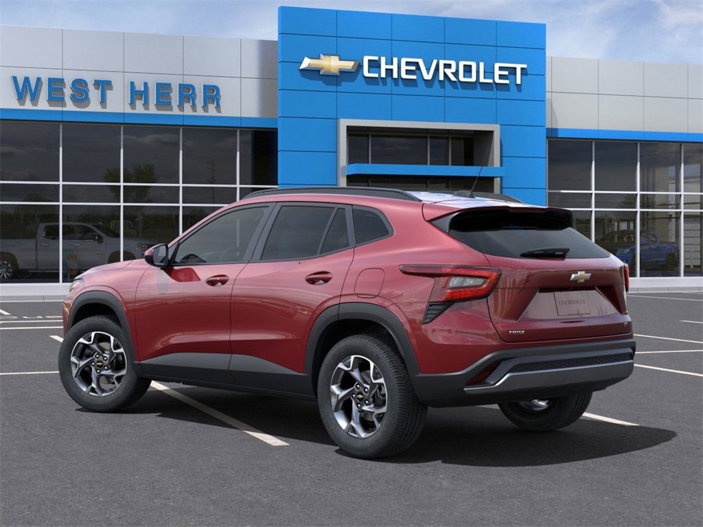 2025 Chevrolet Trax LT photo 3