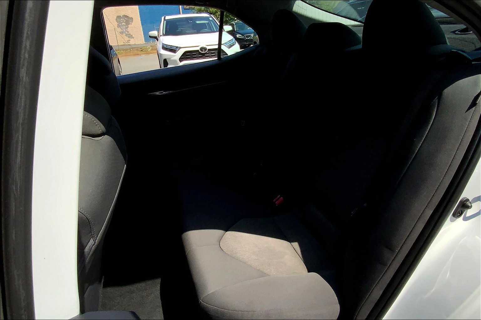 2023 Toyota Camry LE photo 35