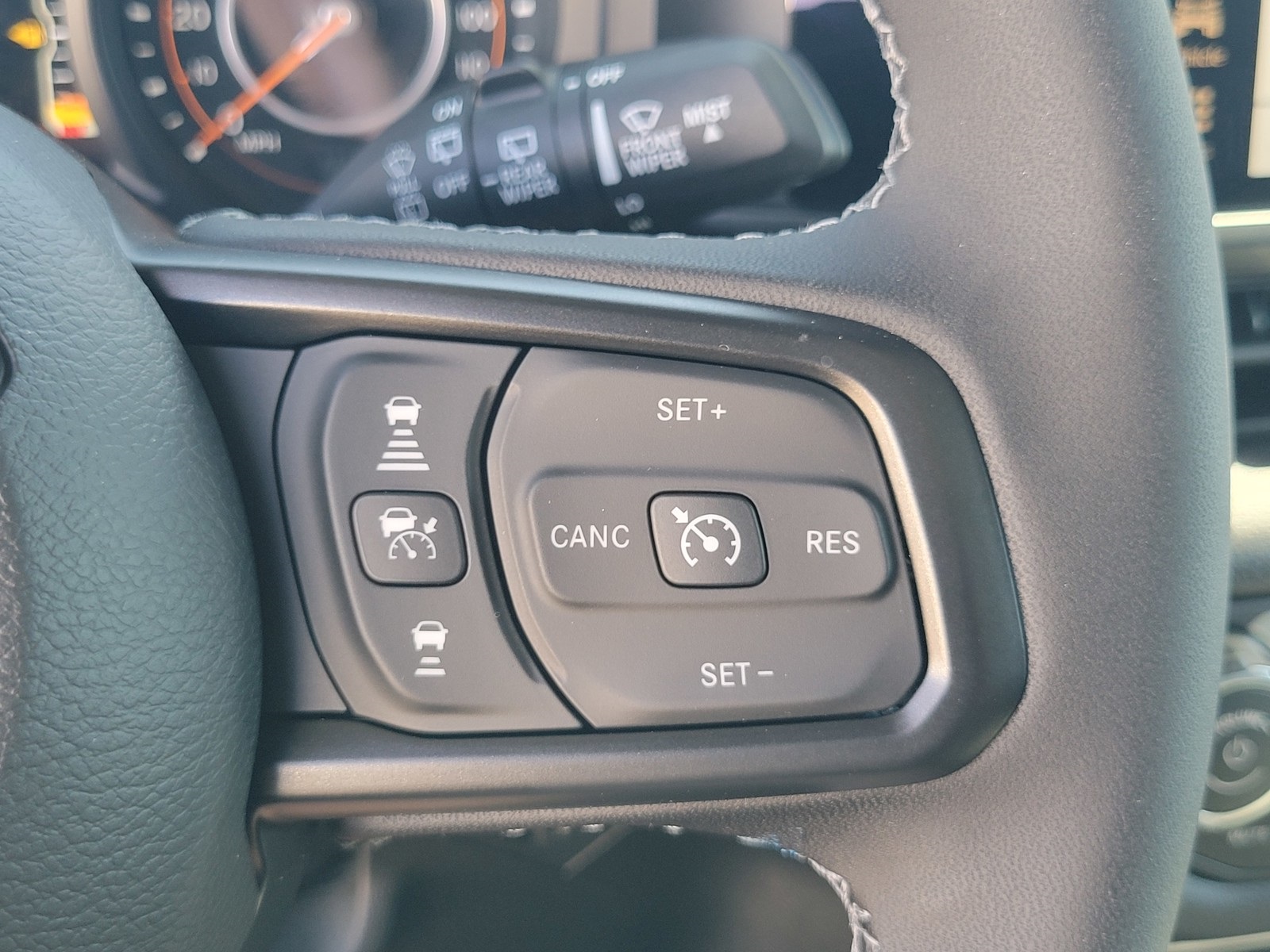 2025 Jeep Wrangler Willys photo 19