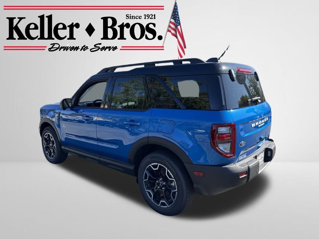 2025 Ford Bronco Sport Outer Banks photo 2