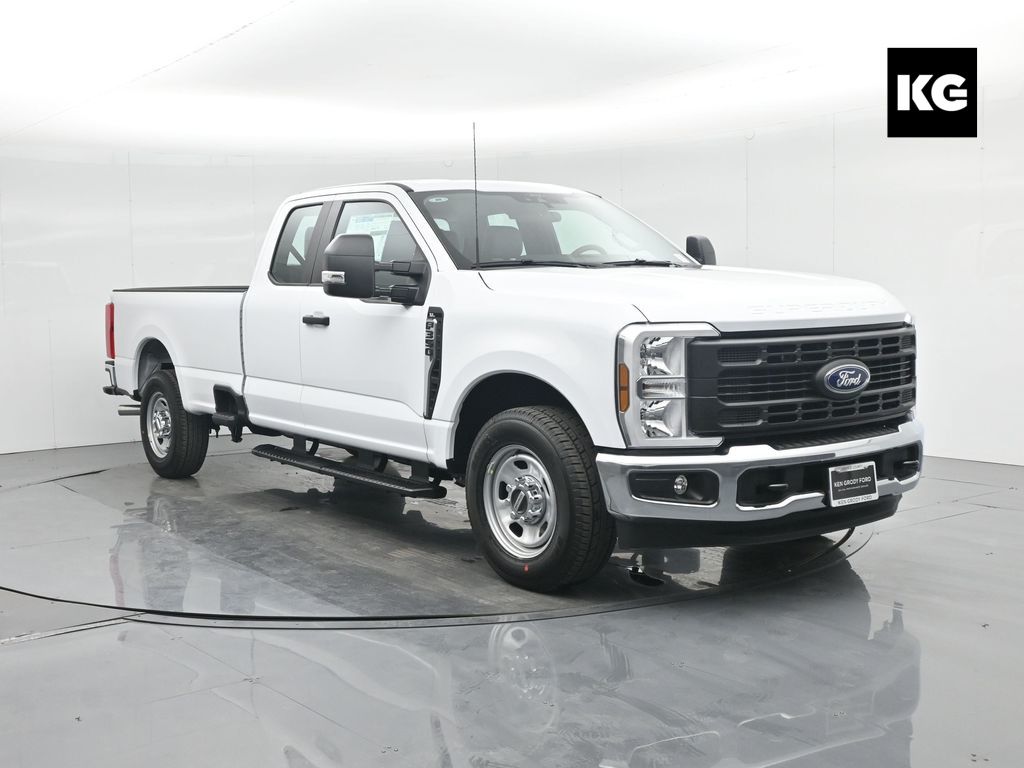 2026 Ford F-350 Super Duty XL's photo
