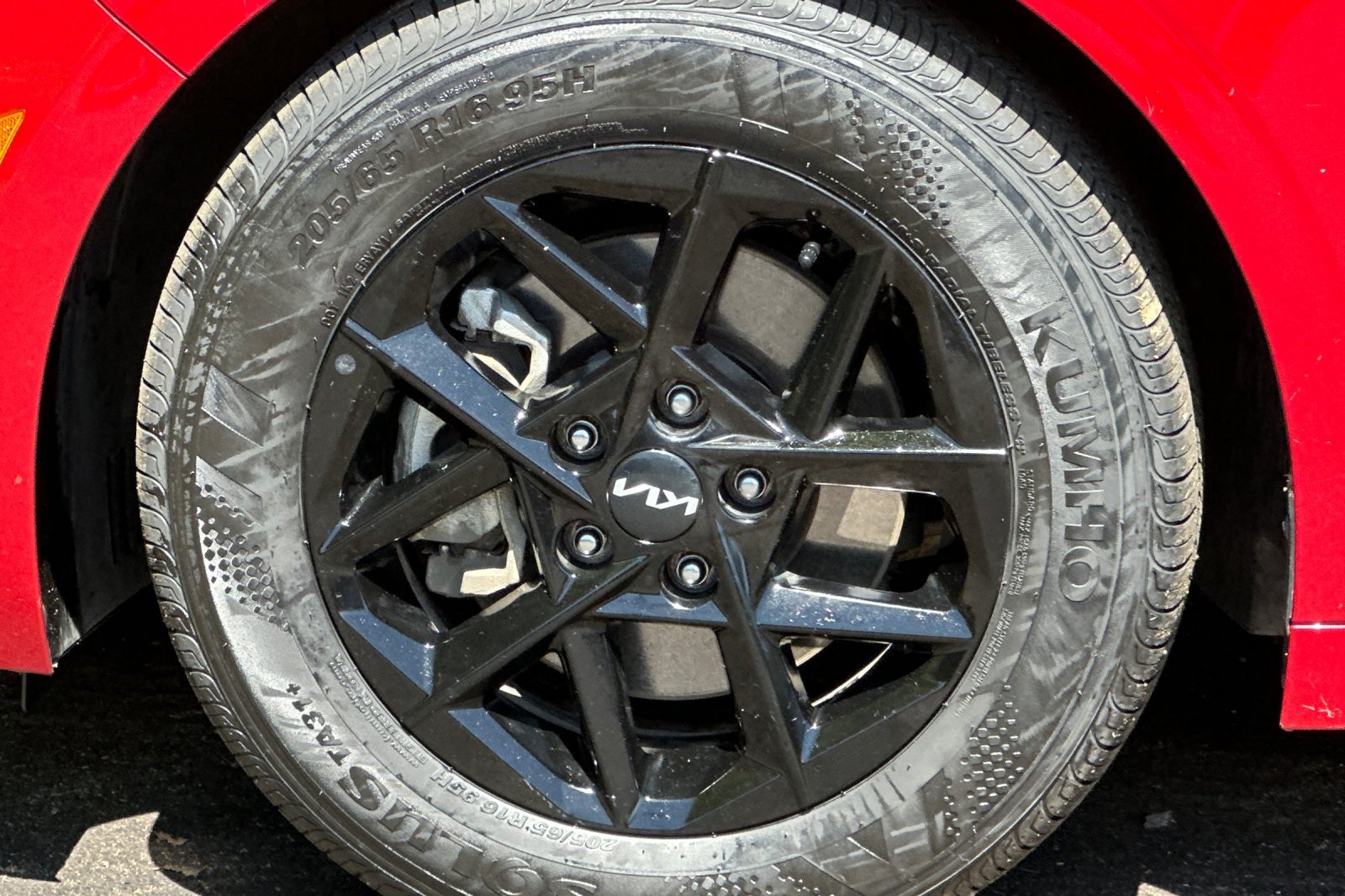 2025 Kia K5 LXS photo 29