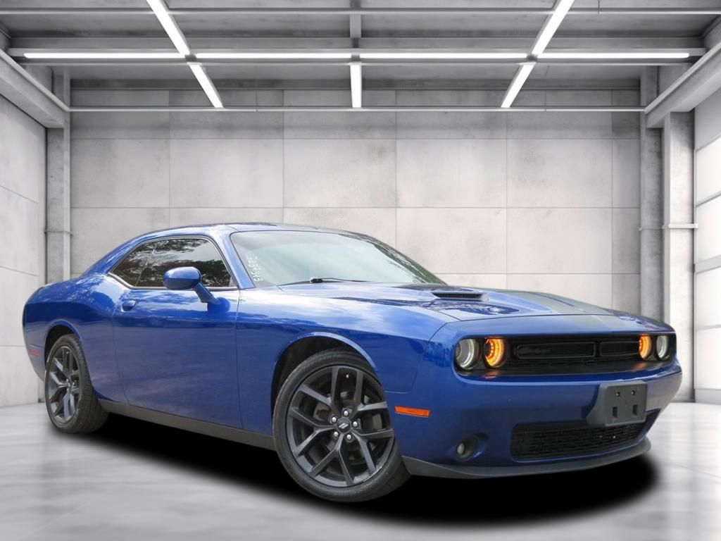 2019 Dodge Challenger SXT's photo