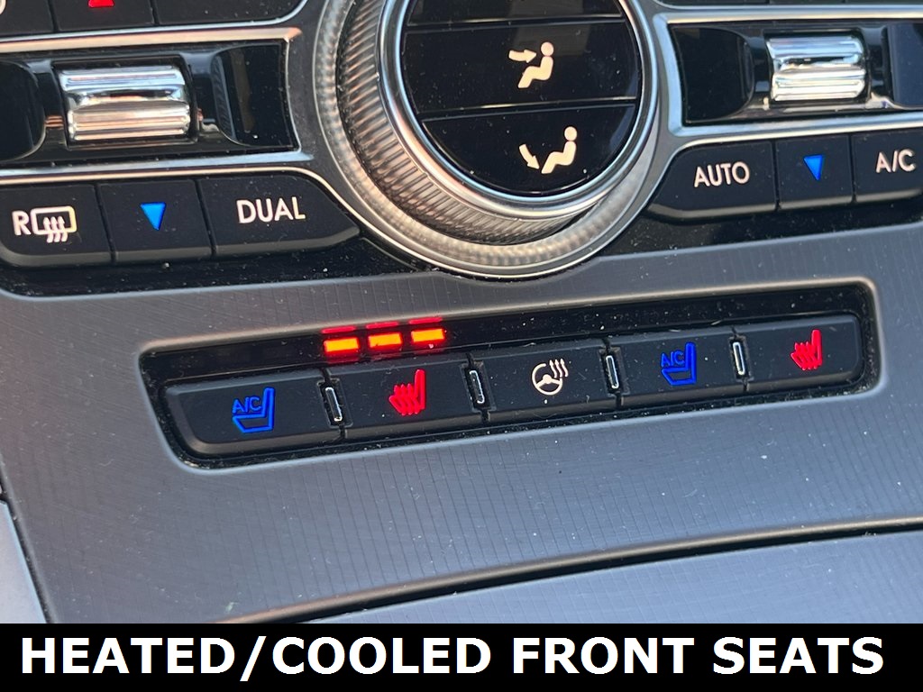 2017 Lincoln MKZ Reserve photo 3