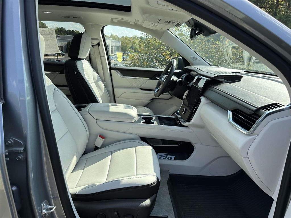 2024 Gmc Acadia Denali photo 9
