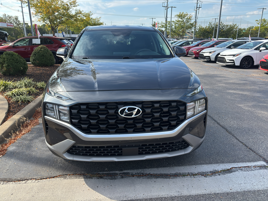 2021 Hyundai Santa Fe SE photo 2