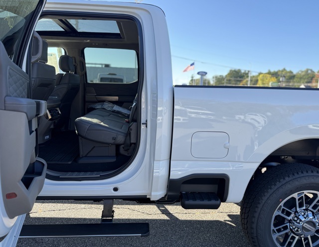 2026 Ford F-350 photo 29