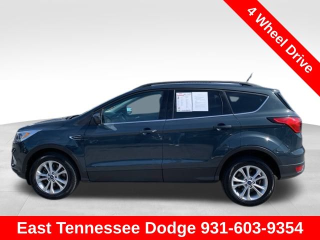 2019 Ford Escape SEL photo 4