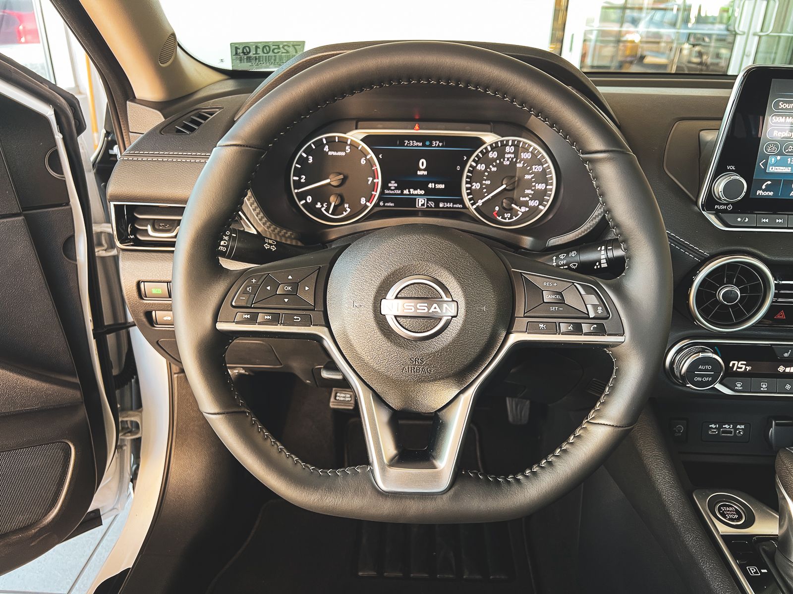 2025 Nissan Sentra SV photo 7