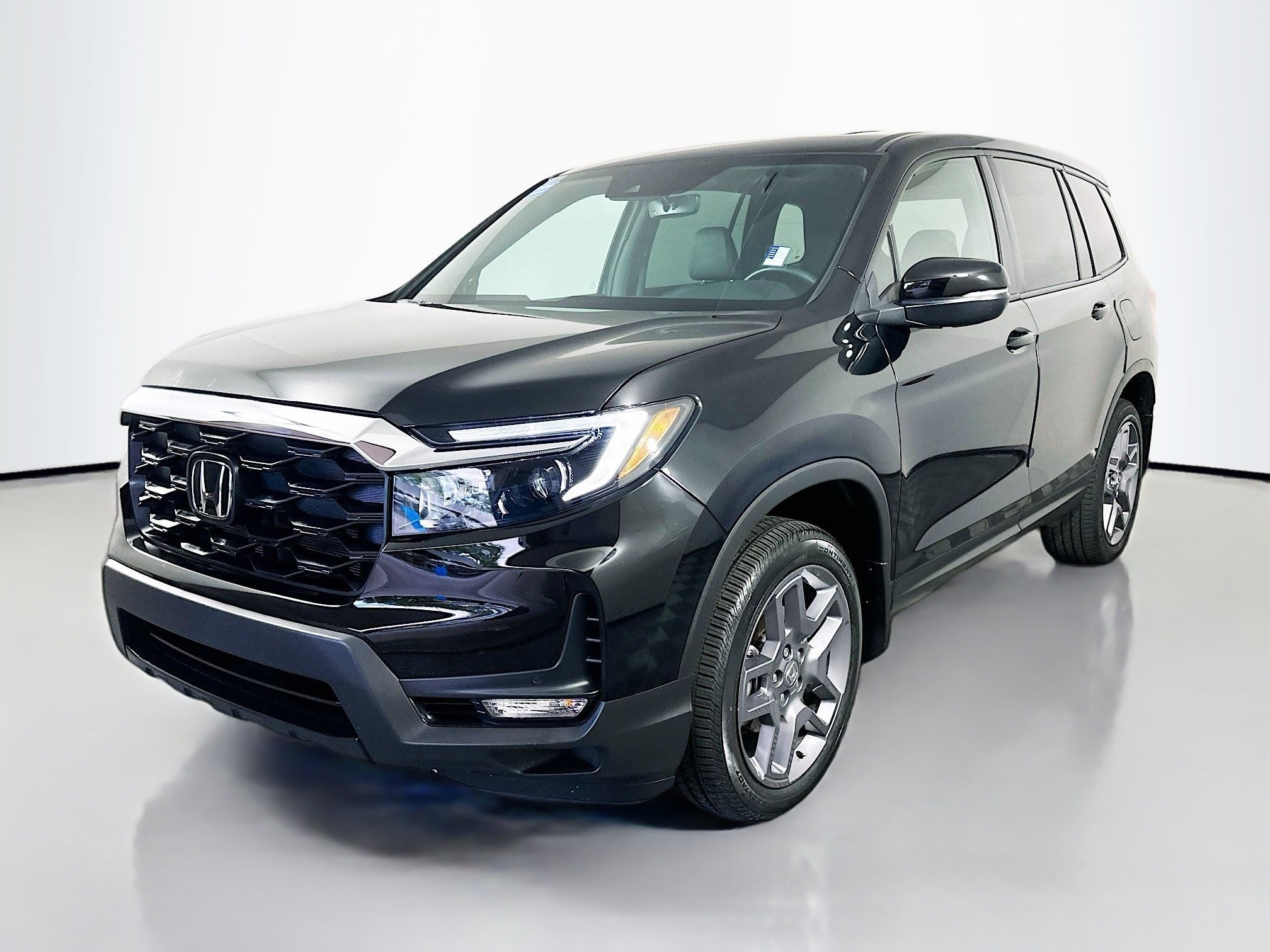 2023 Honda Passport EX-L photo 3