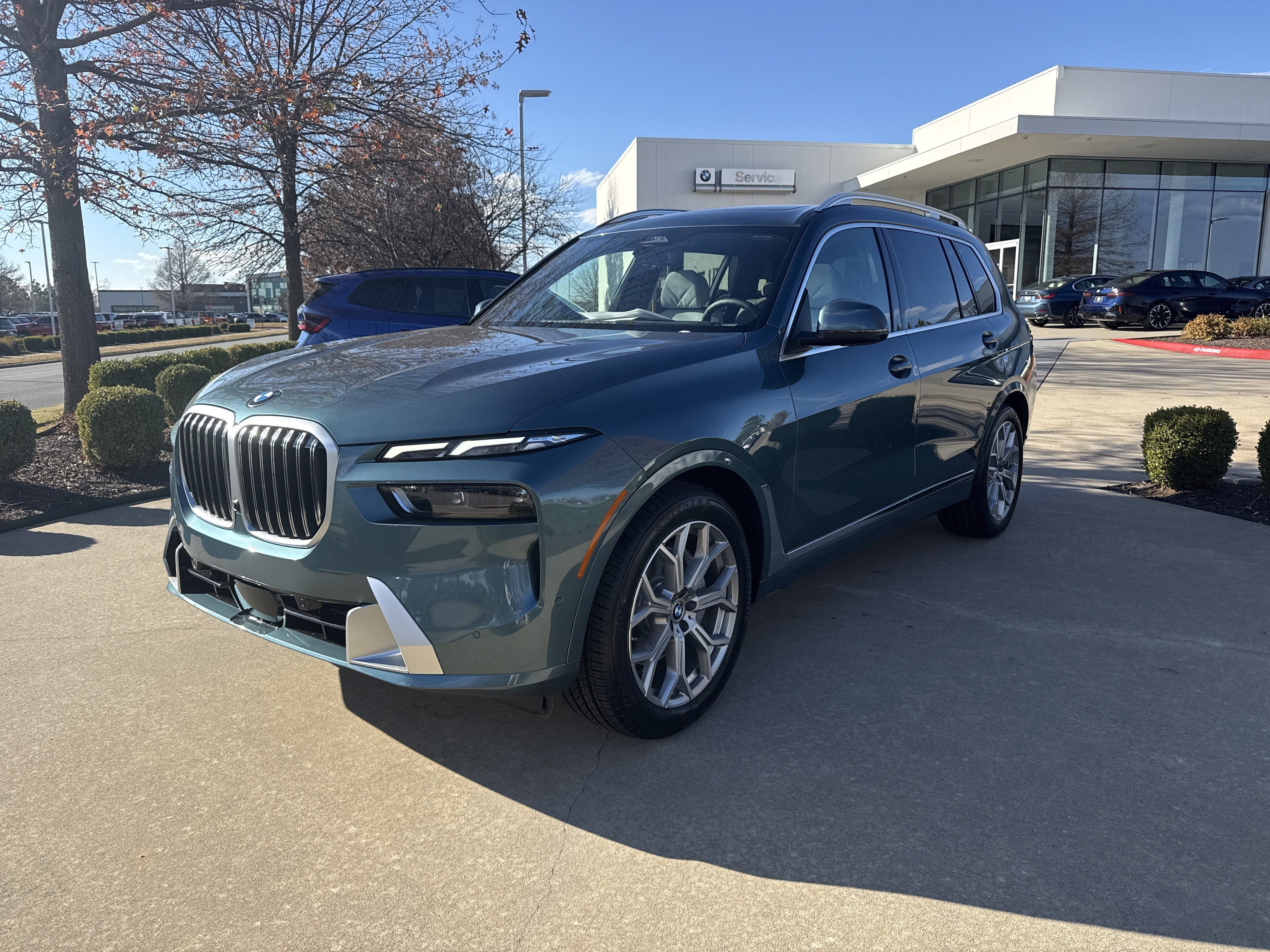 2026 BMW X7 40i's photo