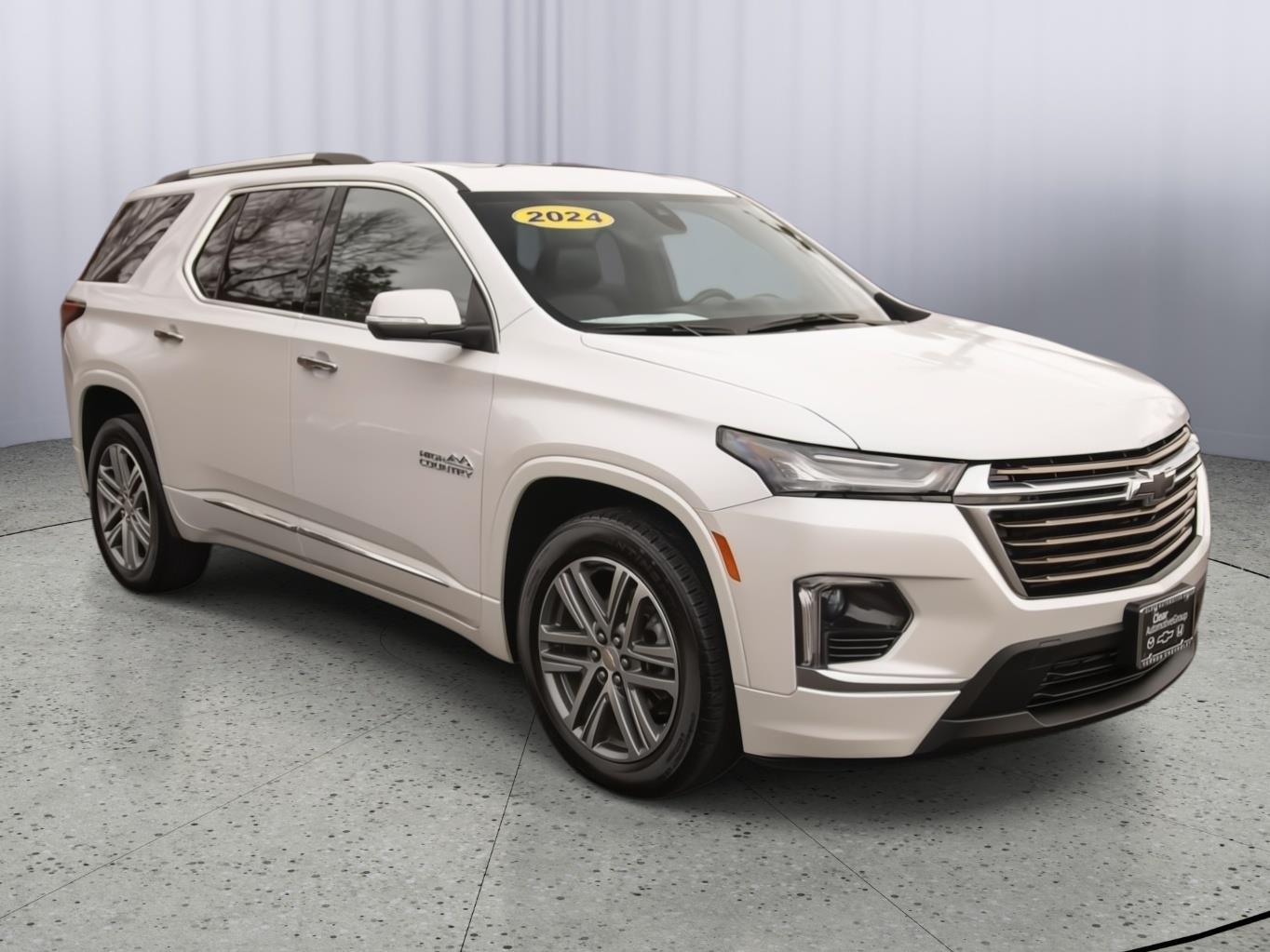 2024 Chevrolet Traverse Limited High Country's photo