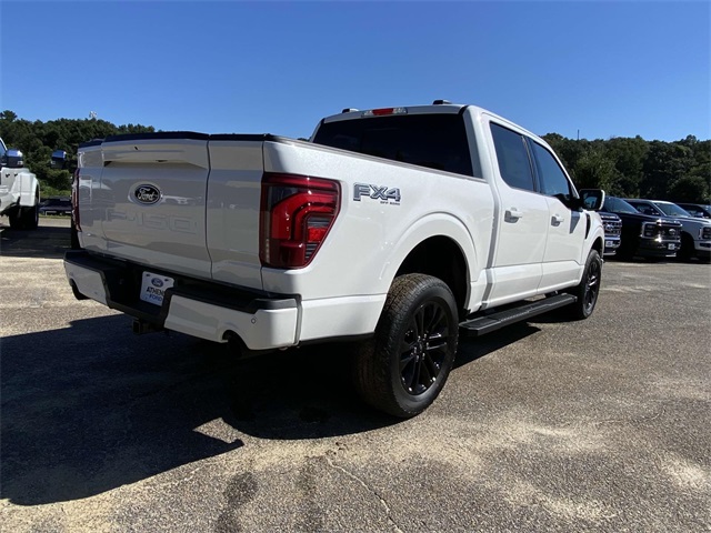 2025 Ford F-150 Lariat photo 2