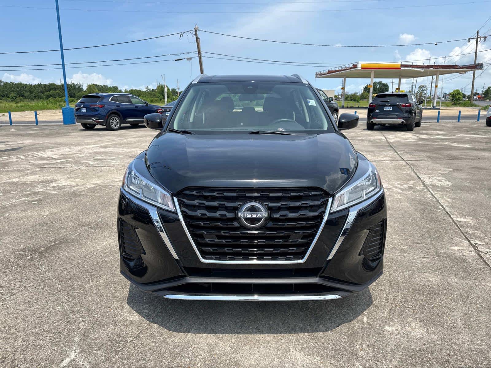 2024 Nissan Kicks SV photo 4