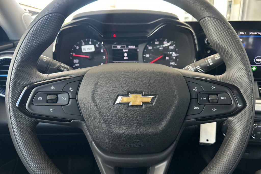 2026 Chevrolet Trax LS photo 22