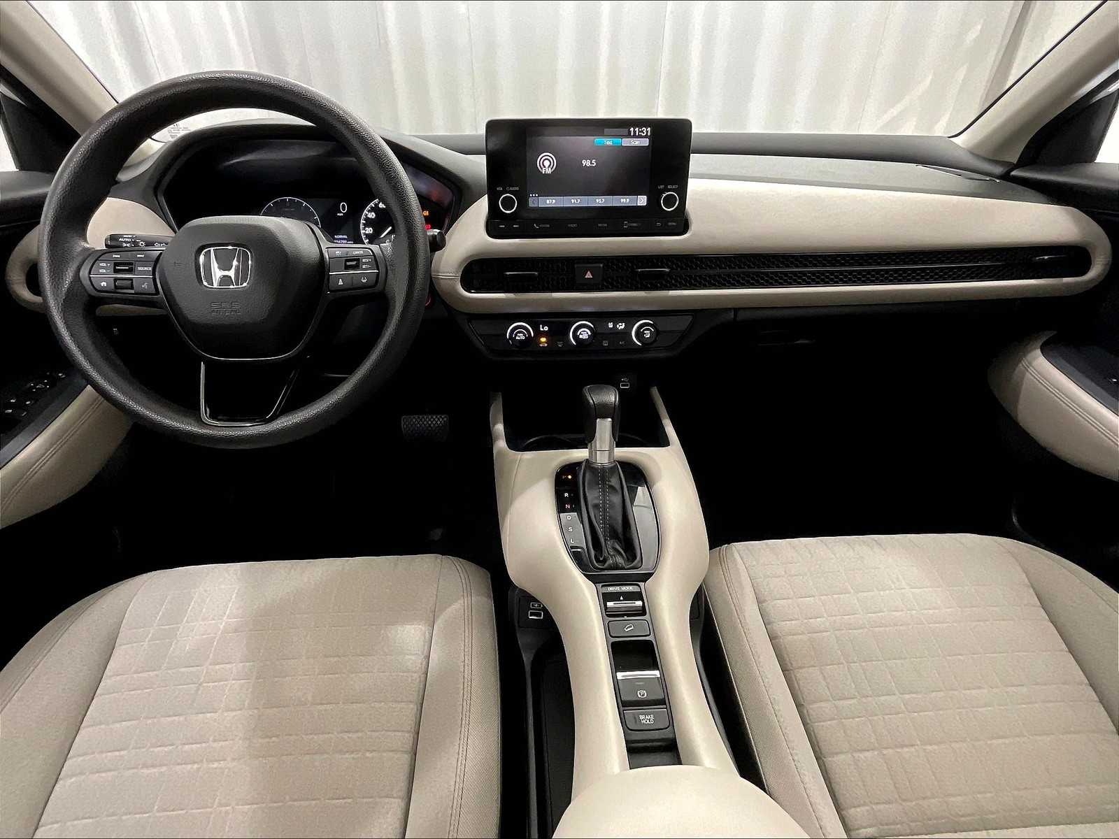 2023 Honda HR-V LX photo 18
