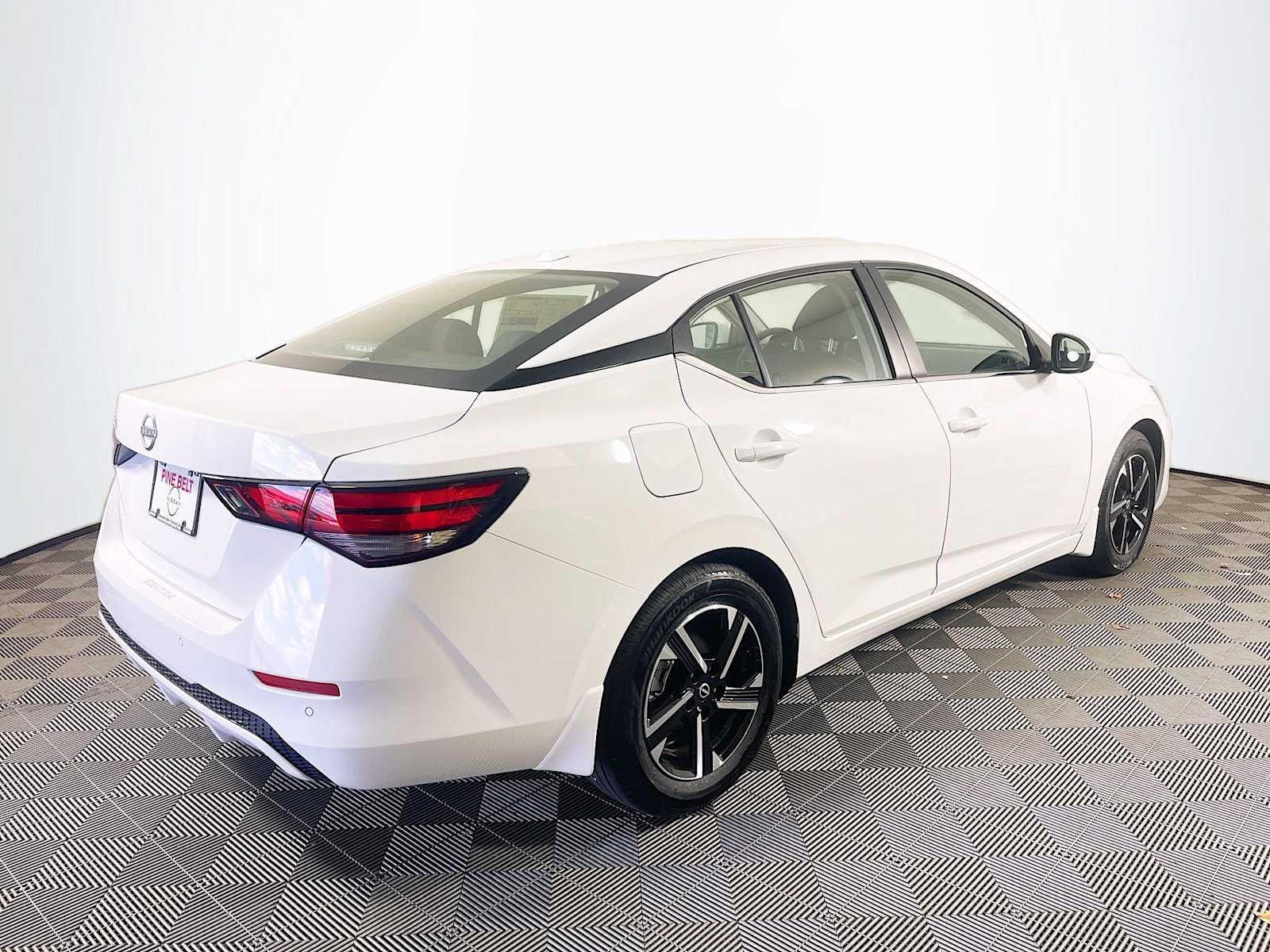 2025 Nissan Sentra SV photo 2