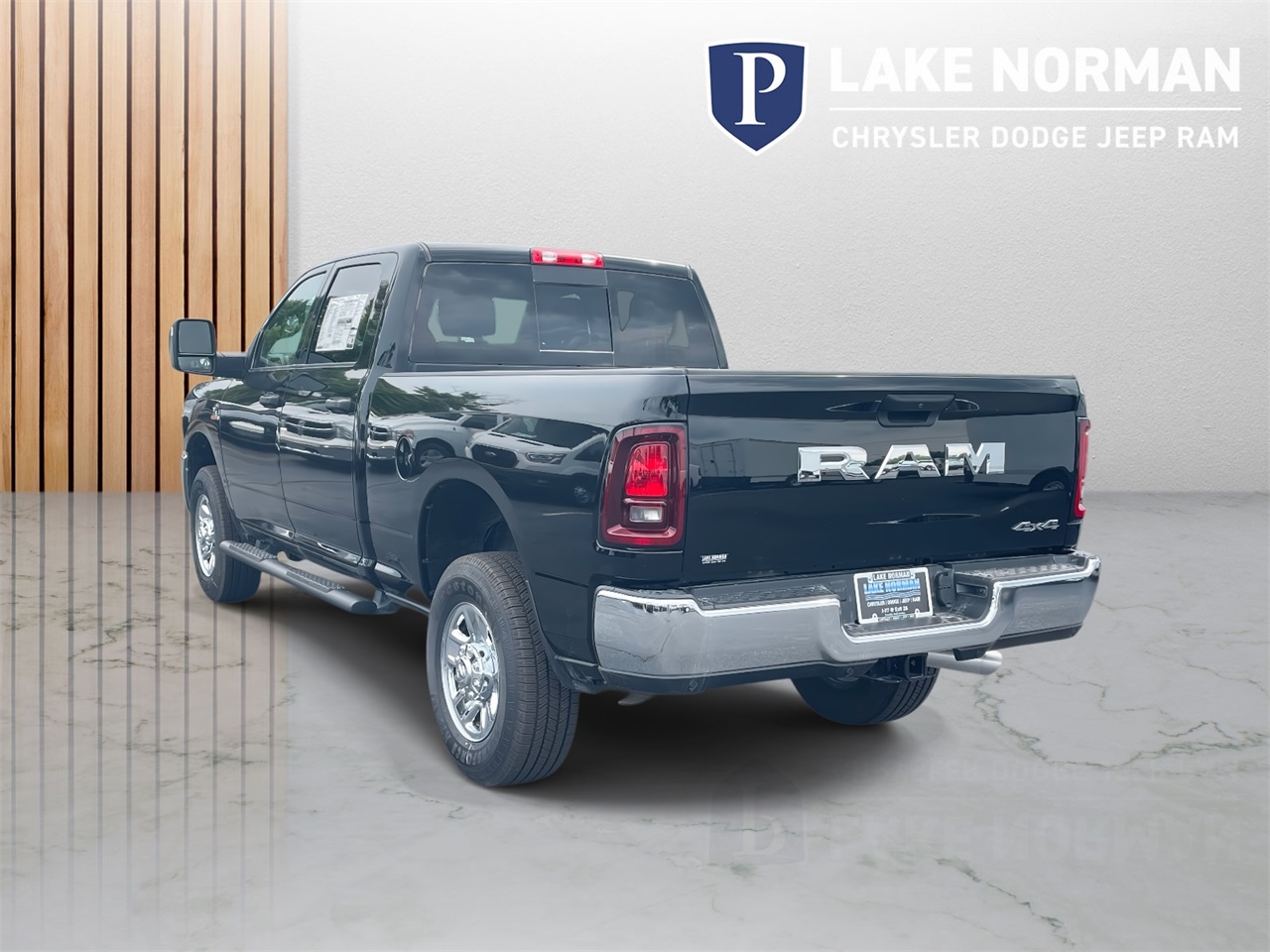 2025 Ram 2500 Tradesman photo 4