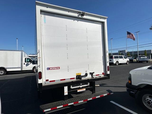2024 Gmc Savana Cutaway 3500 photo 4