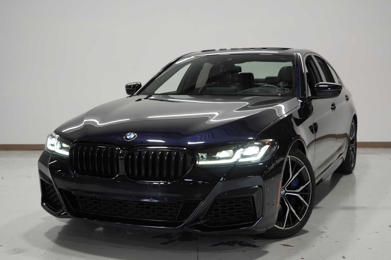 2021 BMW 5 Series M550i xDrive