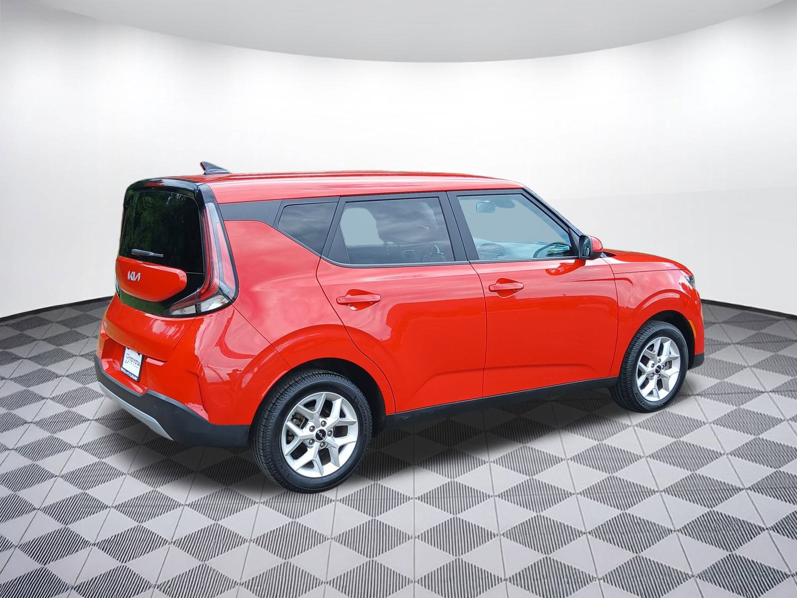 2023 Kia Soul LX photo 2