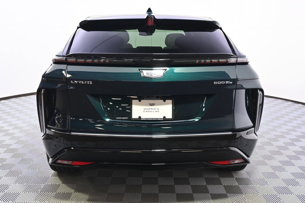 2025 Cadillac Lyriq Luxury photo 5