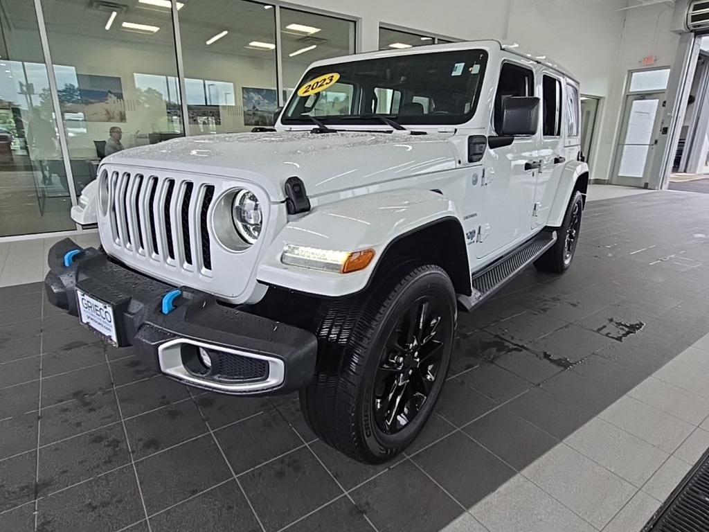 2023 Jeep Wrangler Sahara 4xe photo 14