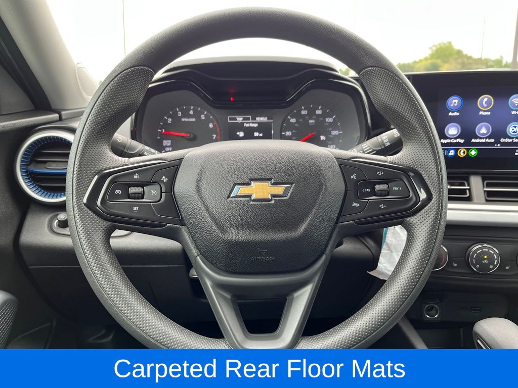 2024 Chevrolet Trax LS photo 14