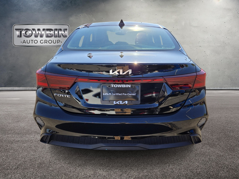 2023 Kia Forte LXS photo 5