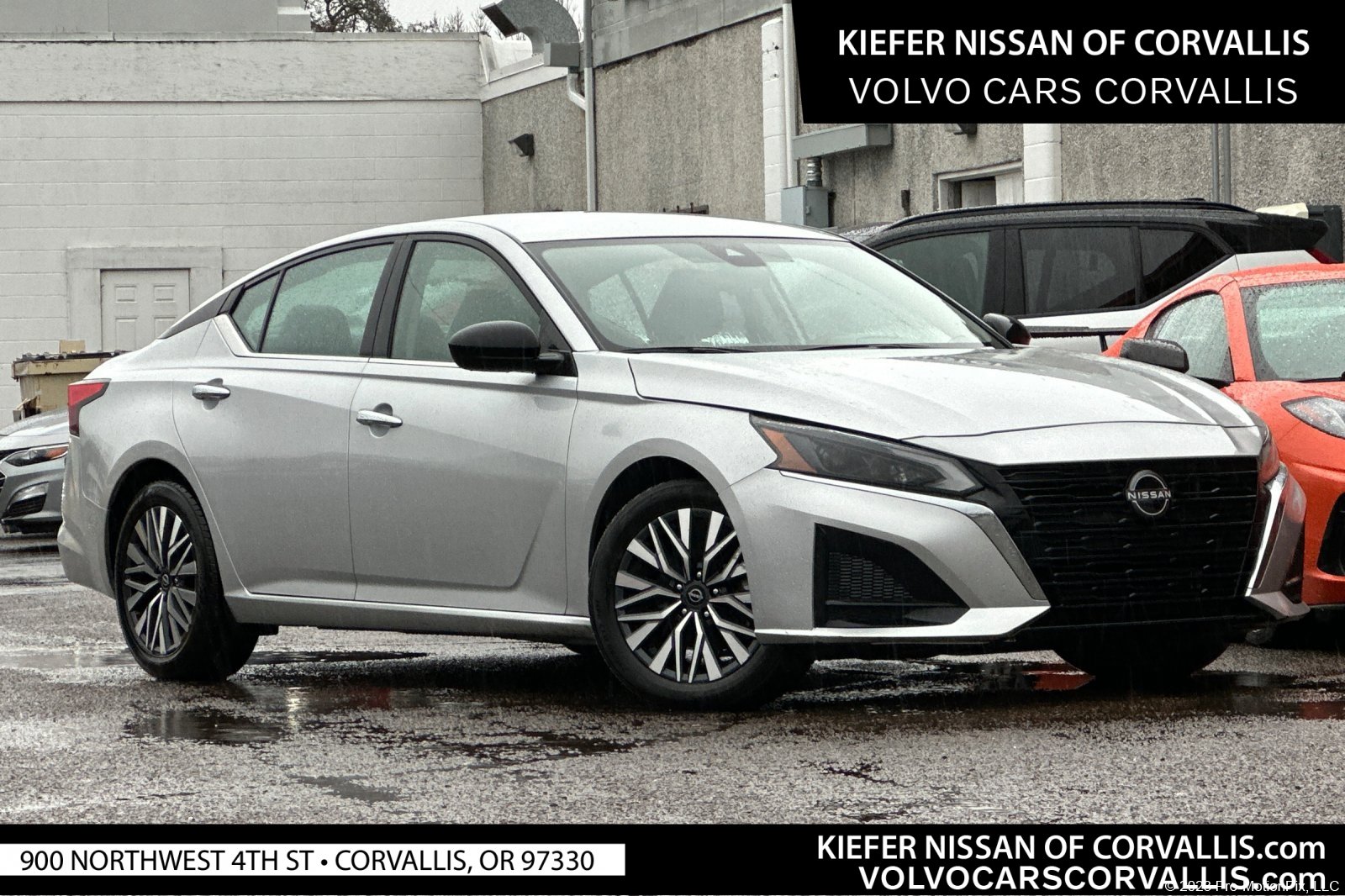 2024 Nissan Altima SV's photo