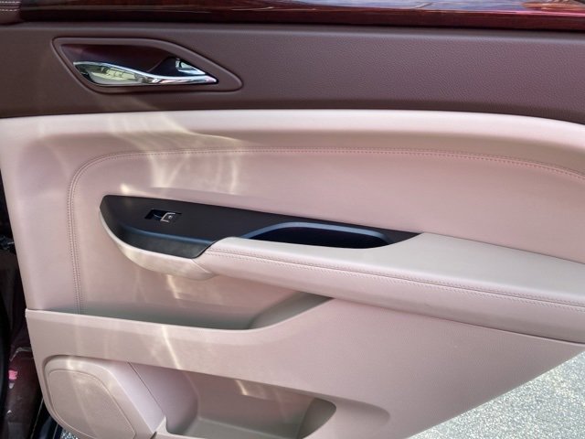 2015 Cadillac SRX Luxury photo 32