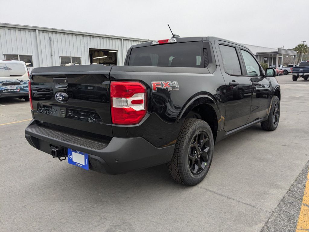 2025 Ford Maverick XLT photo 3
