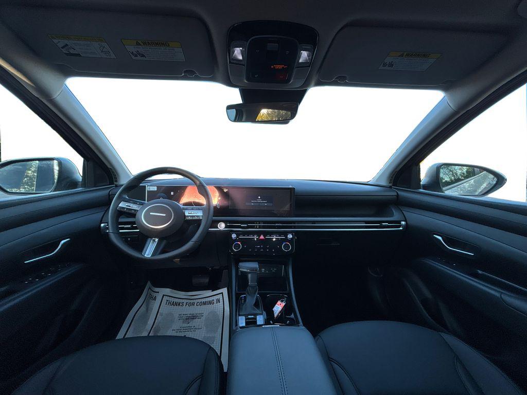 2025 Hyundai Tucson SEL Convenience photo 9