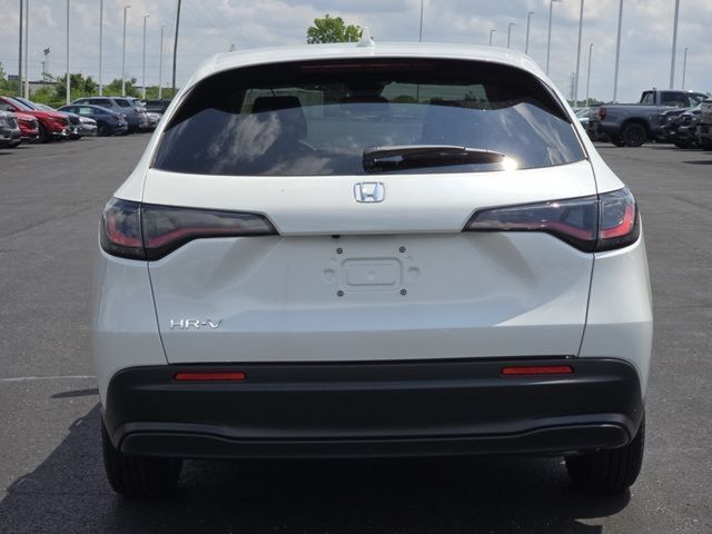 2026 Honda HR-V LX photo 6