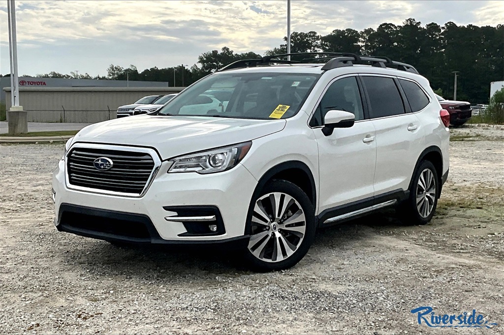 2021 Subaru Ascent Limited photo 3