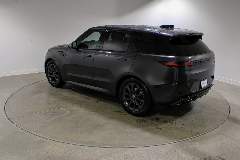 2023 Land Rover Range Rover Sport SE photo 3