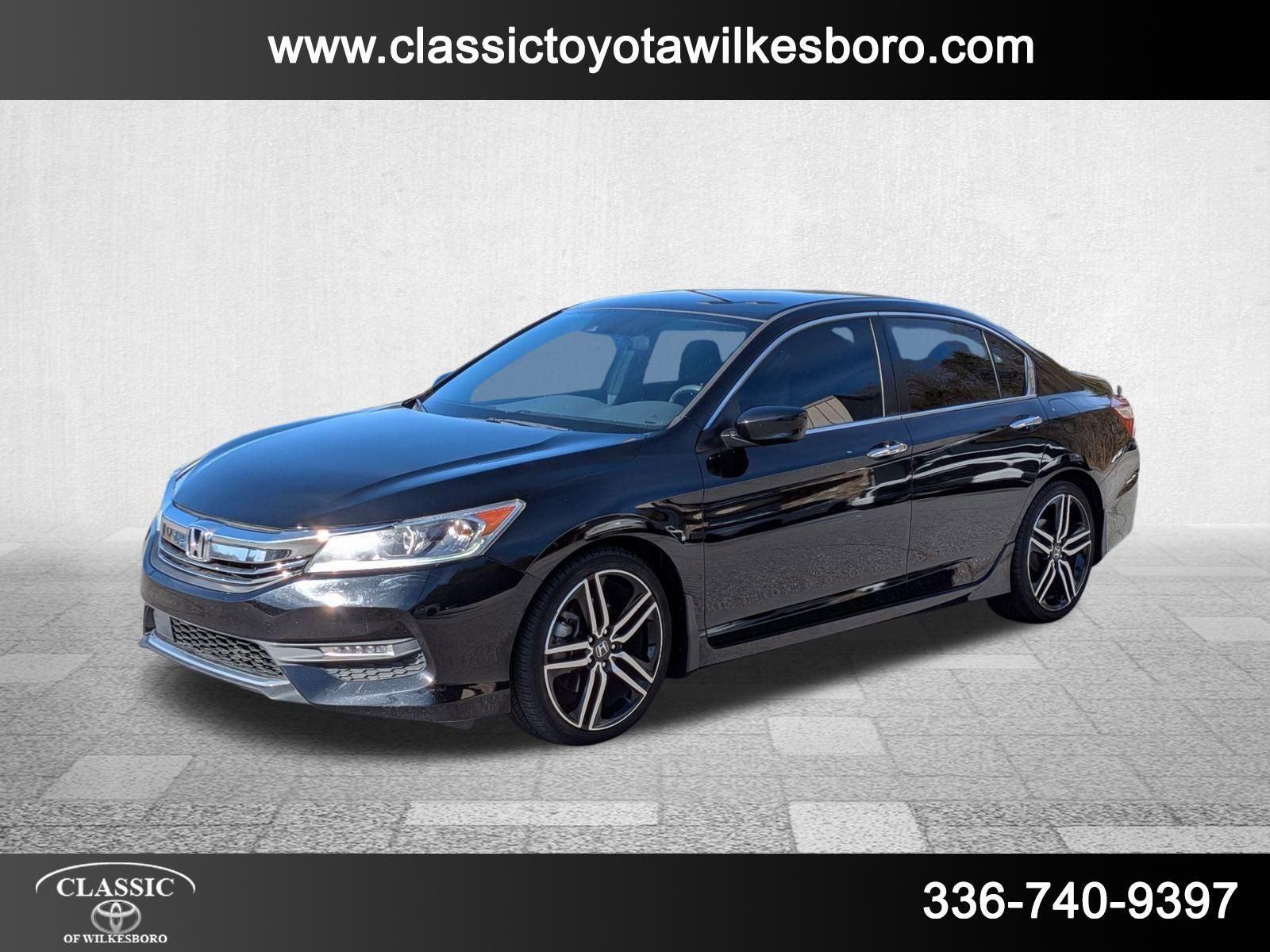 2016 Honda Accord Sport's photo