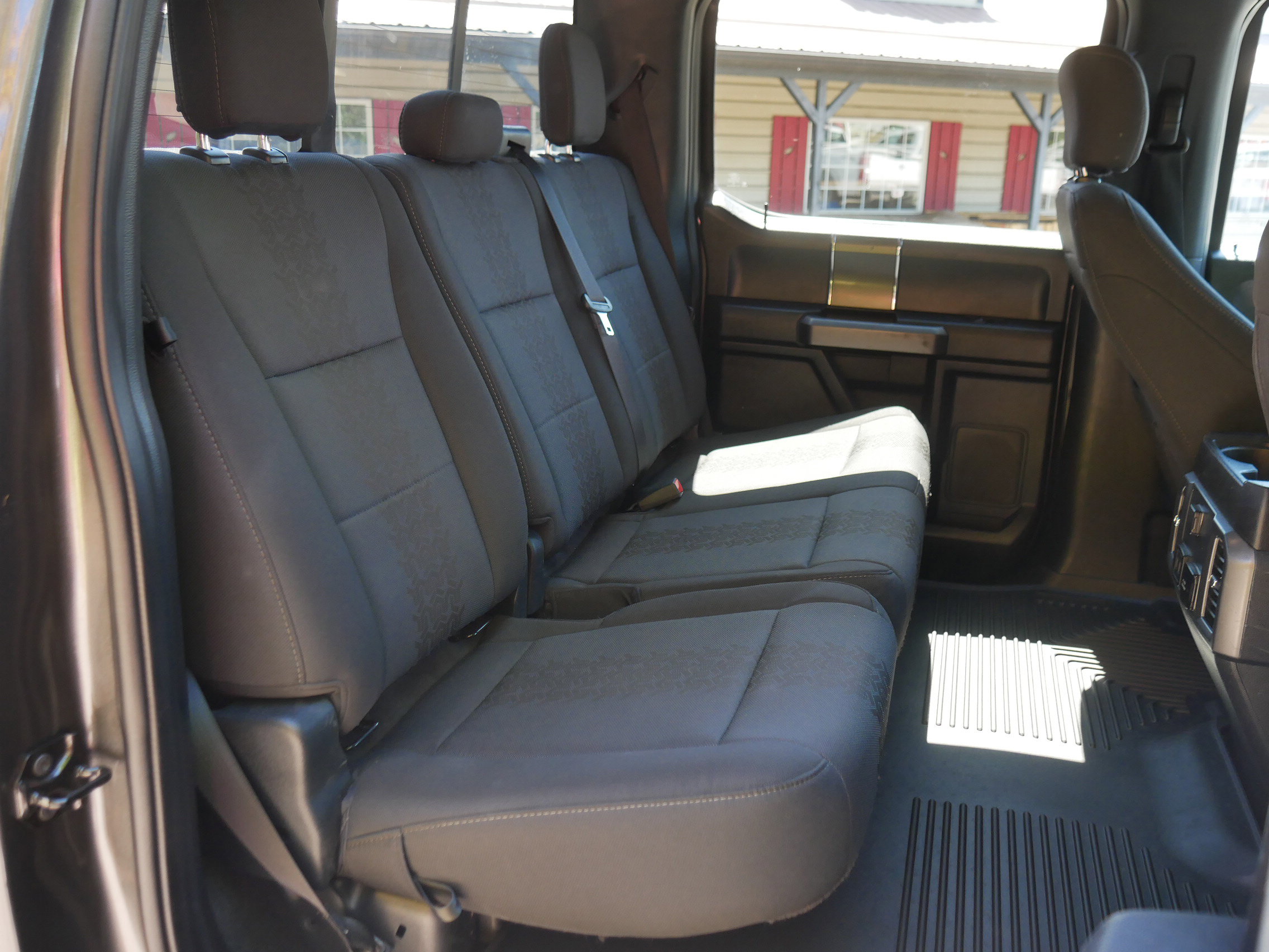 2020 Ford F-150 XLT photo 22
