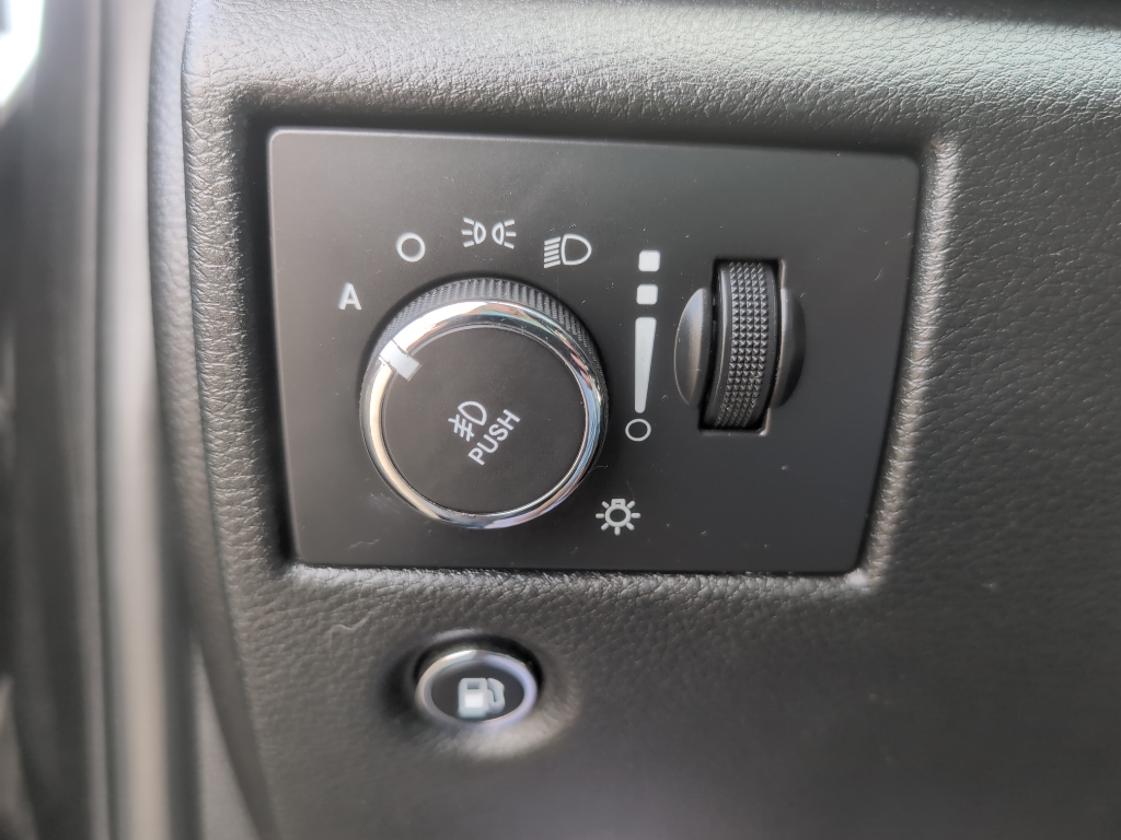 2015 Jeep Grand Cherokee Laredo photo 18