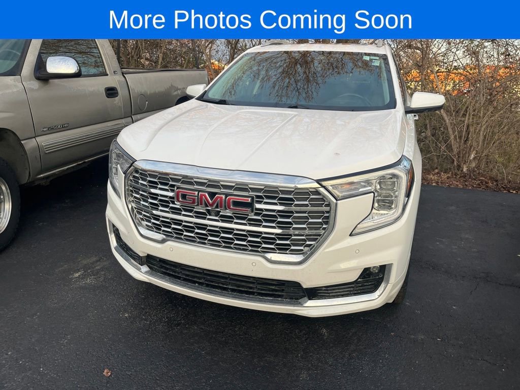 2022 GMC Terrain Denali's photo
