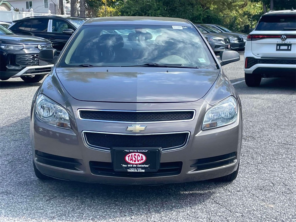 2012 Chevrolet Malibu LS photo 2