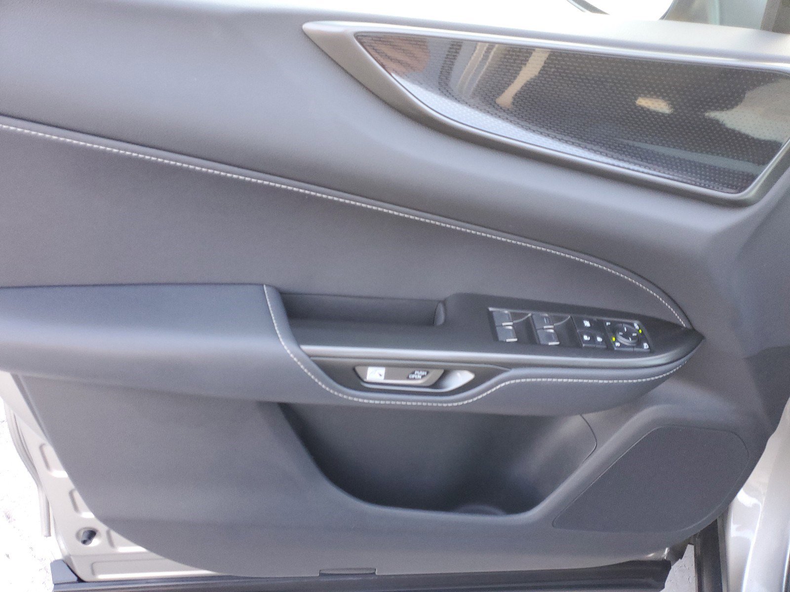 2024 Lexus NX 250 photo 20