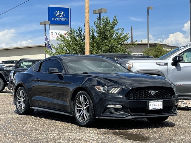 2016 Ford Mustang EcoBoost Premium photo 6