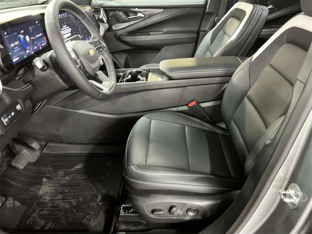 2026 Chevrolet Blazer EV photo 11