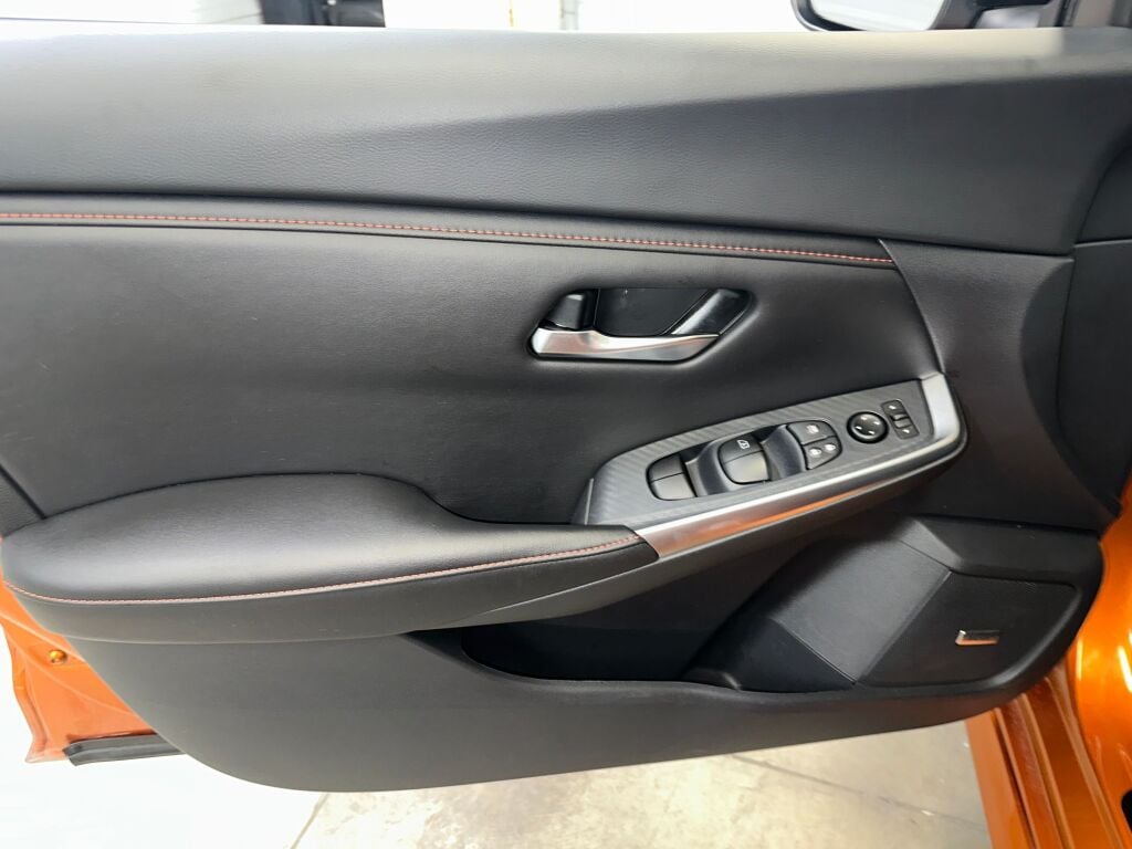 2024 Nissan Sentra SR photo 5