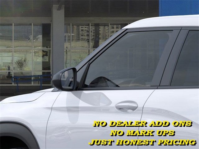 2026 Chevrolet Trailblazer LS photo 9