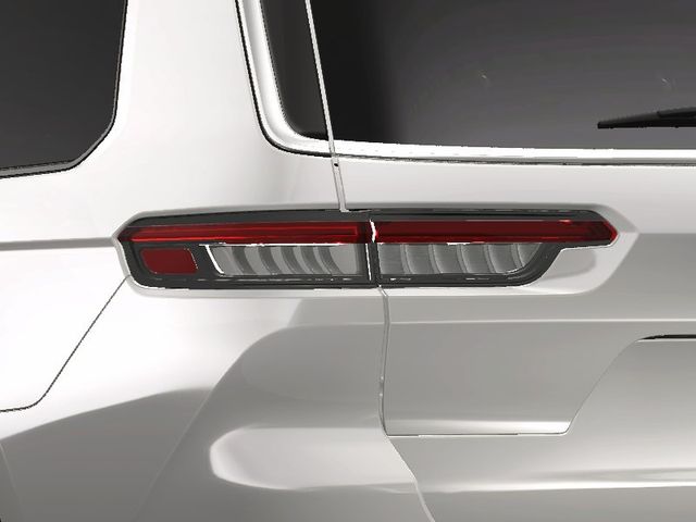 2025 Jeep Grand Cherokee Limited photo 12