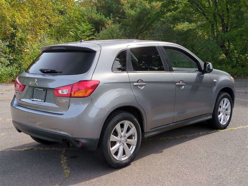 2015 Mitsubishi Outlander Sport ES photo 4