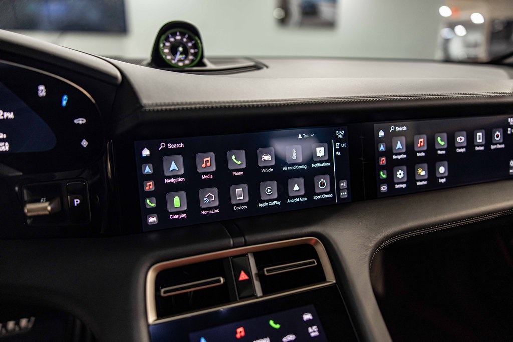 2023 PORSCHE TAYCAN - Image 28